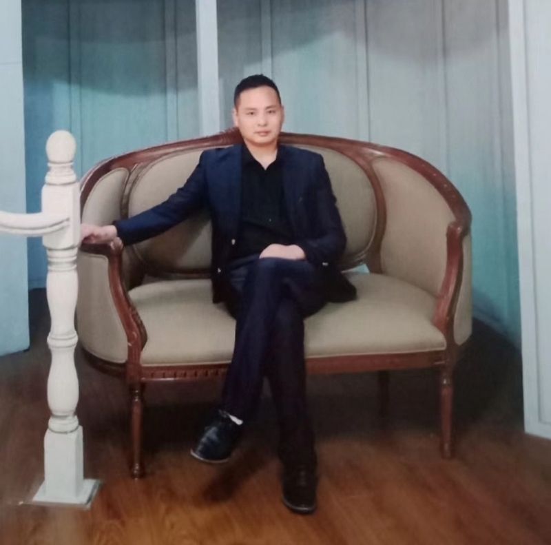 龙行天下的第二张照片--广州相亲服务中心