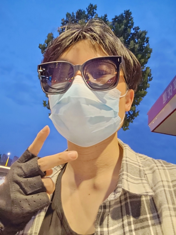 俊哒哒哒的第二张照片--广州相亲服务中心