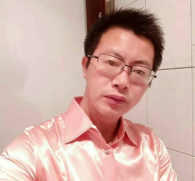 亮亮的第一张照片--广州相亲服务中心