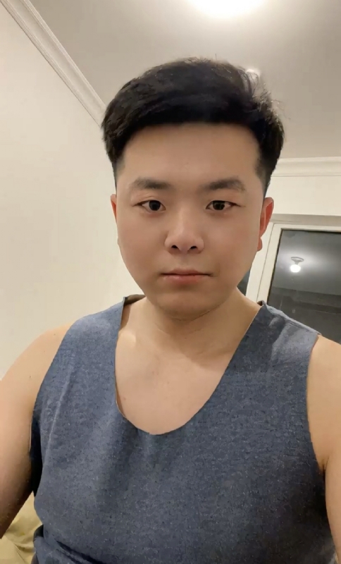 小爷们的第一张照片--广州相亲服务中心