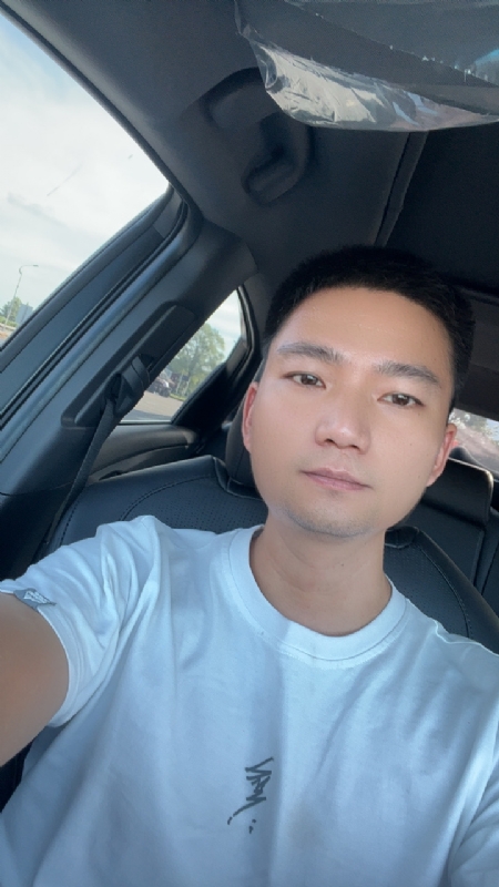 小江的第四张照片--广州相亲服务中心