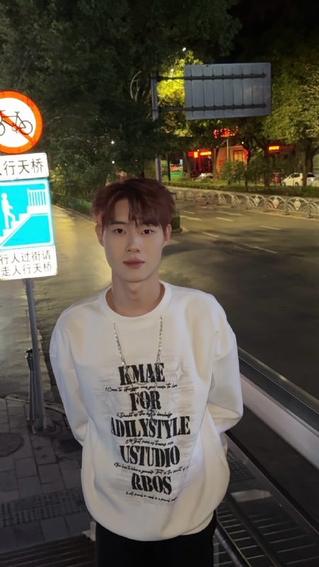 与宇的第一张照片--广州相亲服务中心