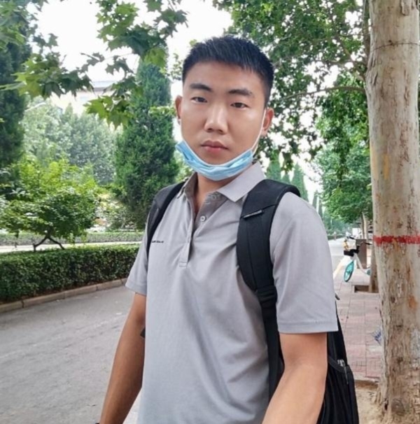 90年男征婚的第一张照片--广州相亲服务中心