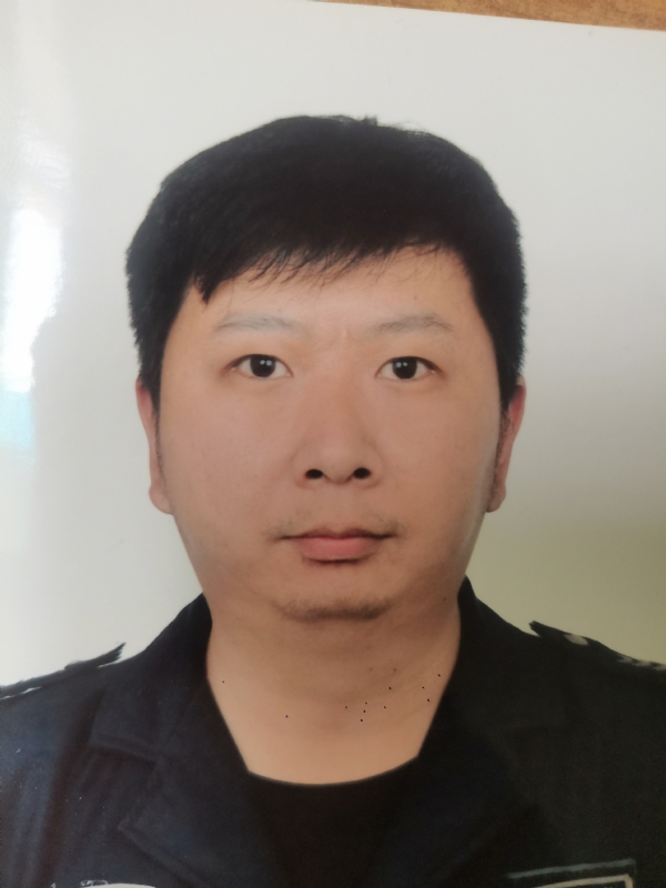 吕嘉的第一张照片--广州相亲服务中心