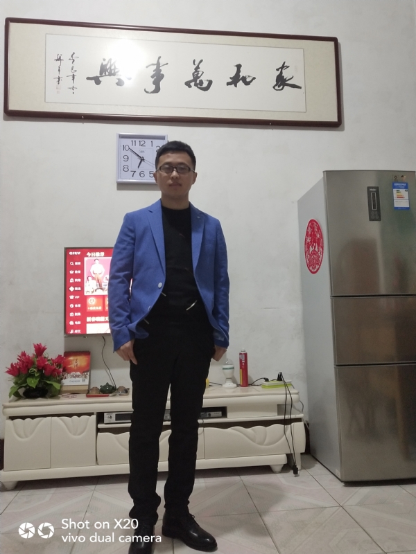 孤独的狼的第一张照片--广州相亲服务中心