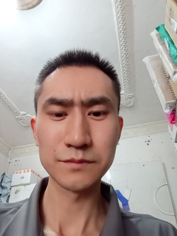 西门吹雪的第一张照片--广州相亲服务中心