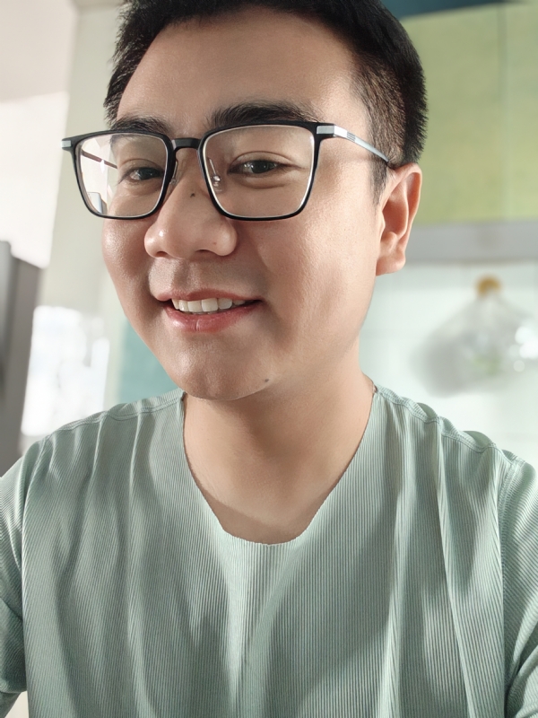 田田向上的第一张照片--广州相亲服务中心