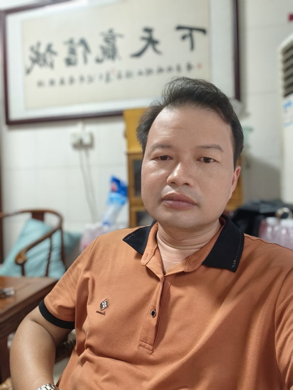 自强不息的第一张照片--广州相亲服务中心