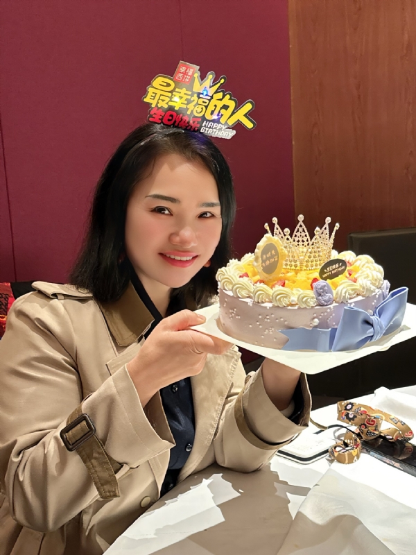 Apple的第一张照片--广州相亲服务中心