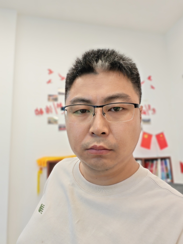 苦海寻舟的第一张照片--广州相亲服务中心
