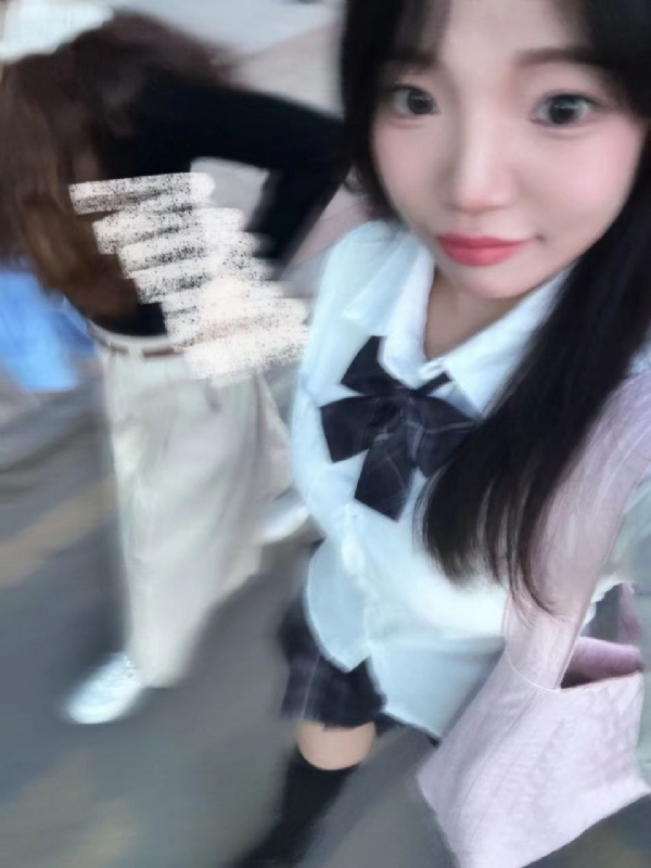 台灣小姐伊洛的第一张照片--广州相亲服务中心