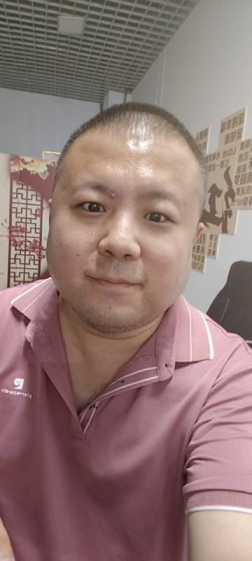 漫步星辰的第一张照片--广州相亲服务中心