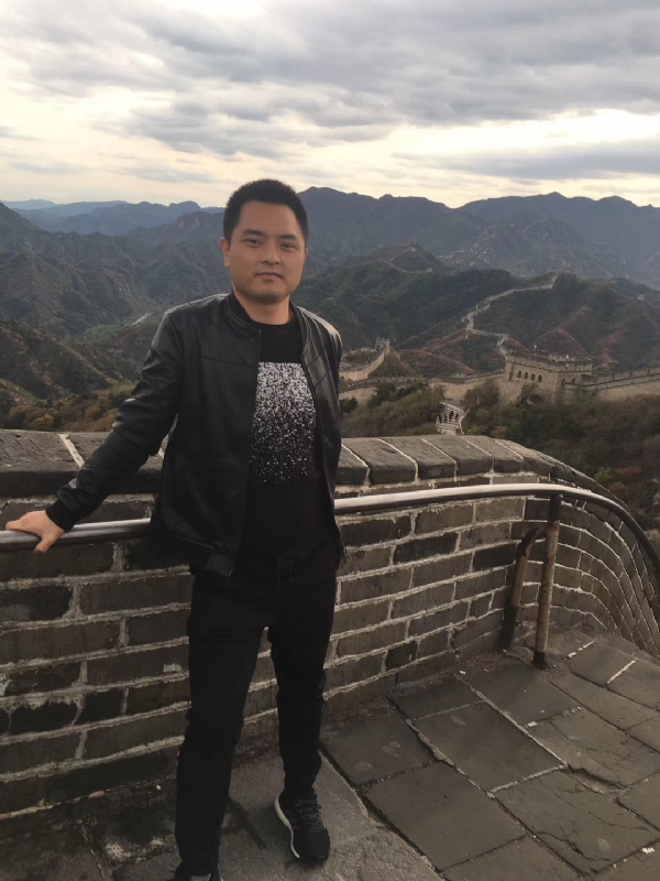 海阔天空的第一张照片--广州相亲服务中心