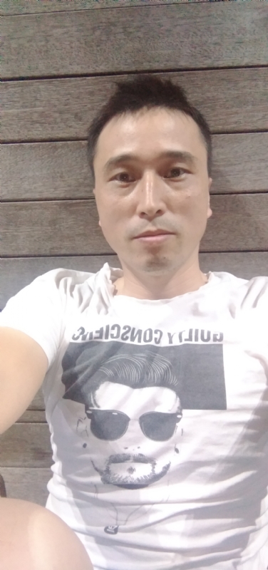 笑看一切的第一张照片--广州相亲服务中心