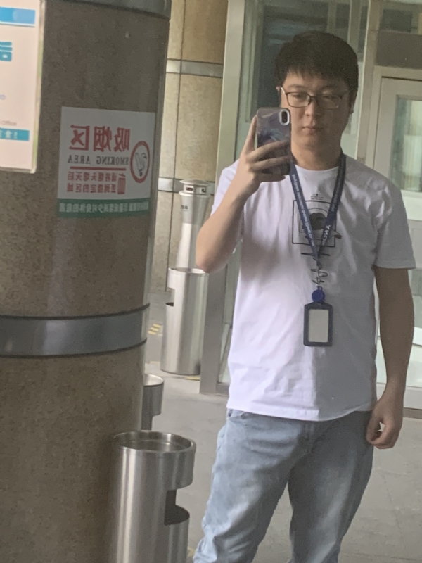 潜伏的第一张照片--广州相亲服务中心