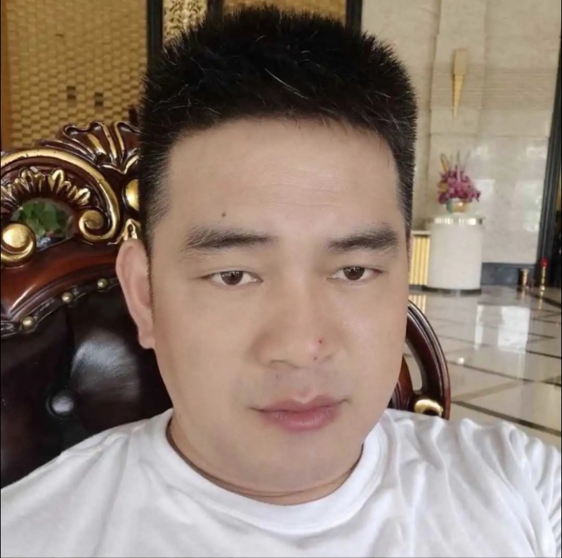 随风的第一张照片--广州相亲服务中心