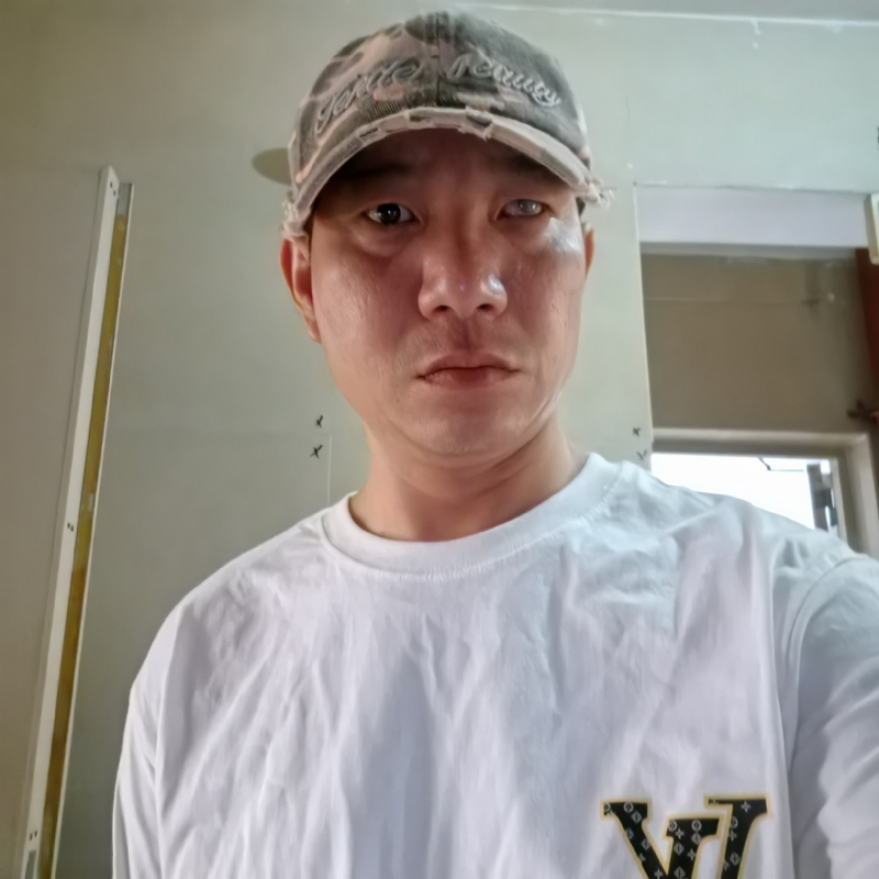 小心做人的第一张照片--广州相亲服务中心
