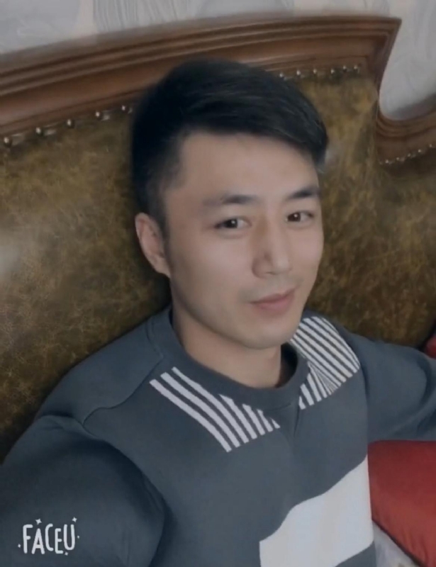 楊政宇的第一张照片--广州相亲服务中心