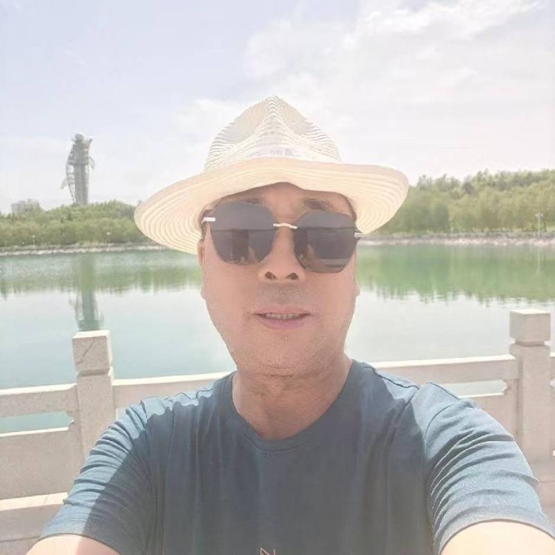 有钱人的第二张照片--广州相亲服务中心