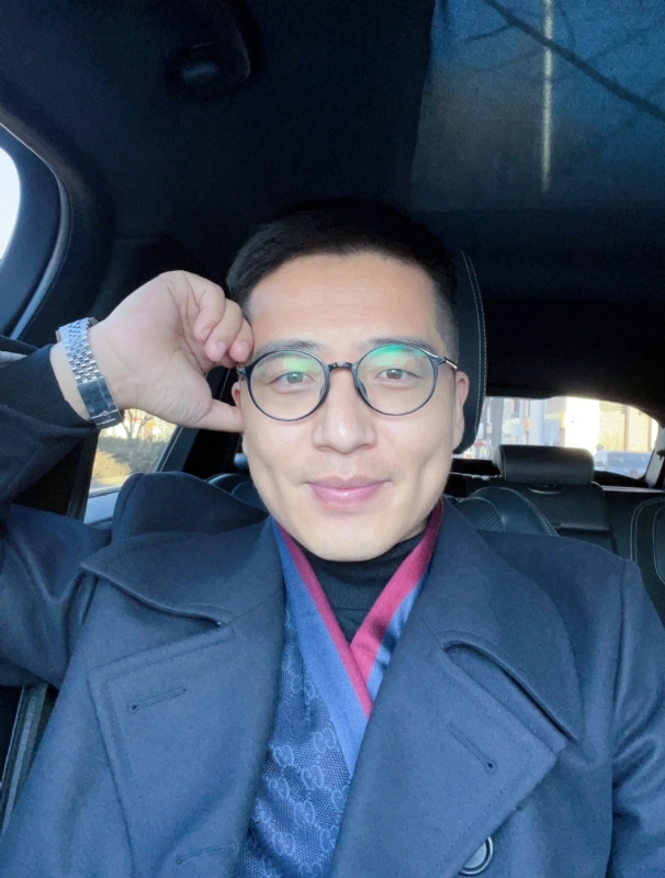 只为与你相遇的第二张照片--广州相亲服务中心