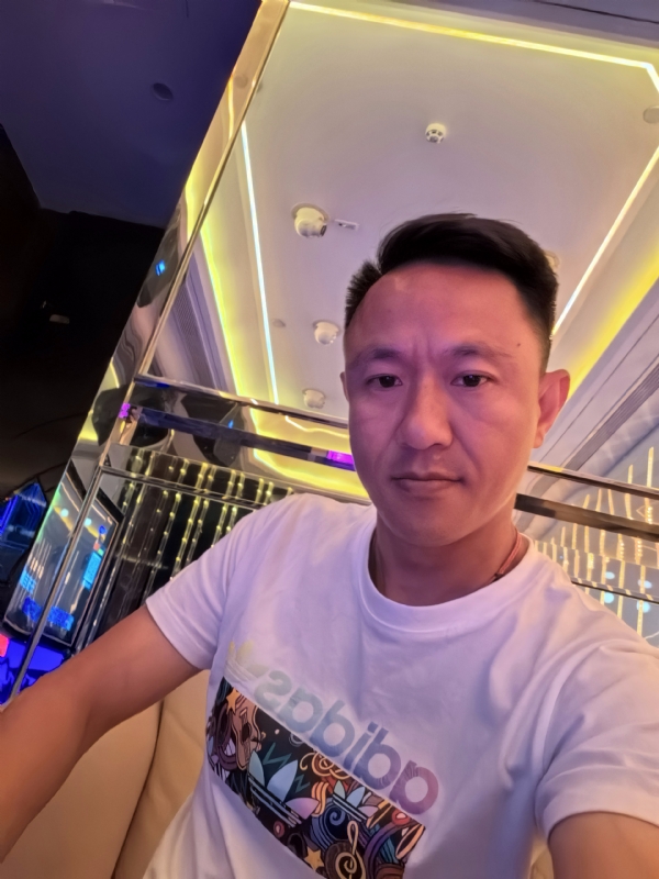 辞岸的第二张照片--广州相亲服务中心