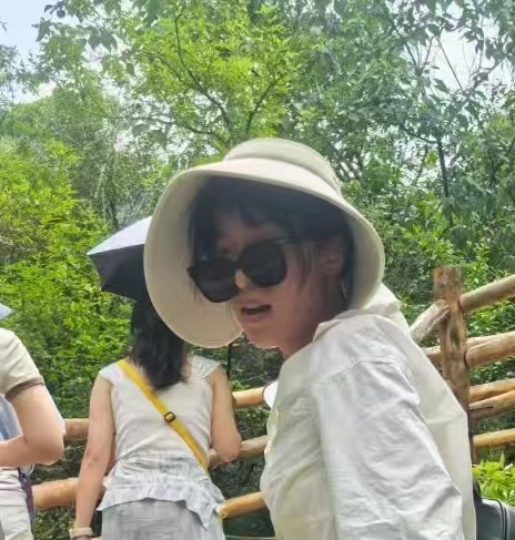 廿一的第一张照片--广州相亲服务中心