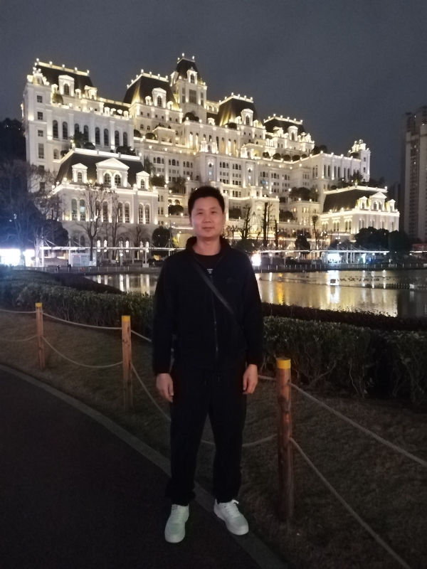 另一半的她的第三张照片--广州相亲服务中心