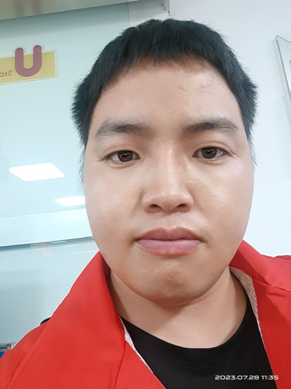 匆忙的第二张照片--广州相亲服务中心