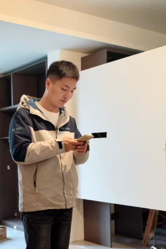 熊展的第一张照片--广州相亲服务中心