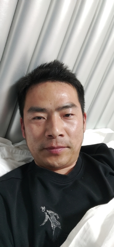 携手共进的第一张照片--广州相亲服务中心