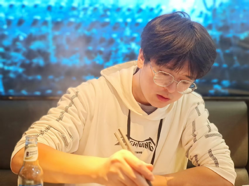 倾尽的第一张照片--广州相亲服务中心