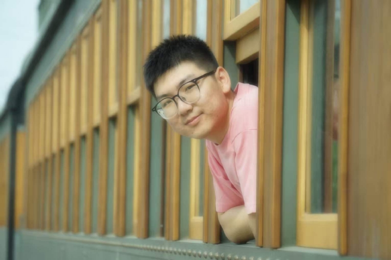 锦瑟无端五十弦的第一张照片--广州相亲服务中心