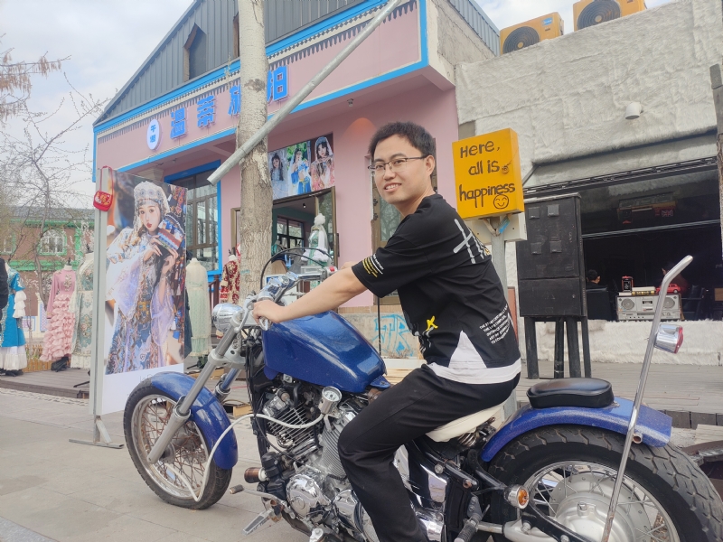 栉风的第一张照片--广州相亲服务中心